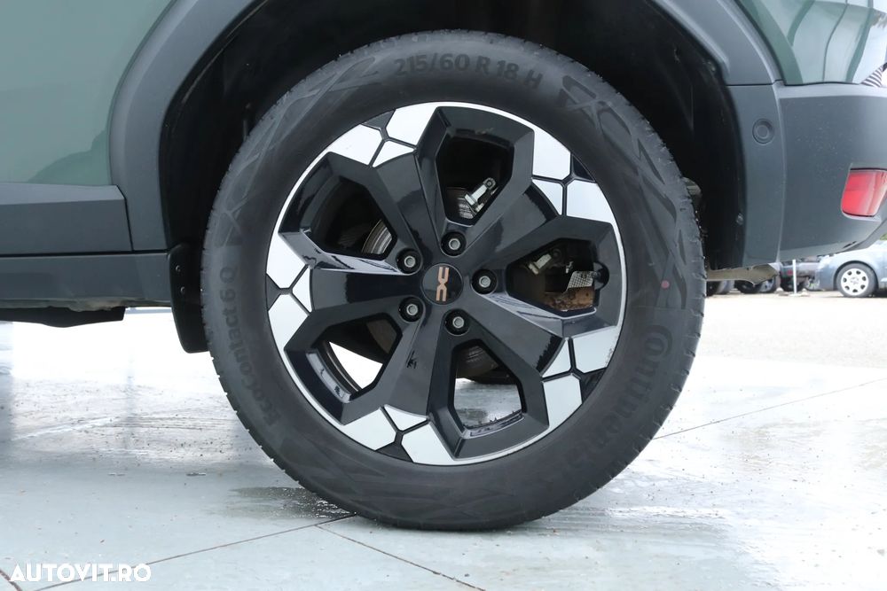Dacia Duster HEV 140 Extreme - 8