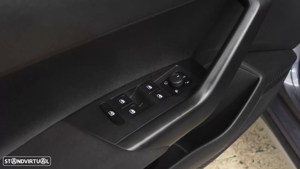 VW Taigo 1.0 TSI Life DSG - 20