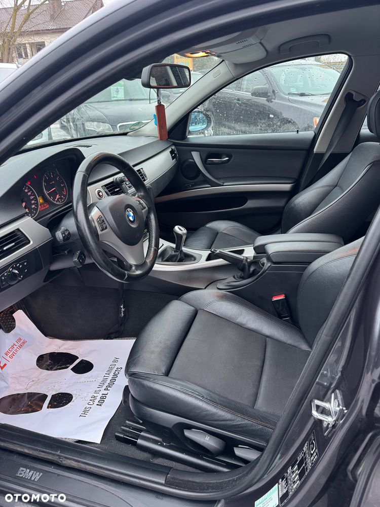 BMW Seria 3 - 24