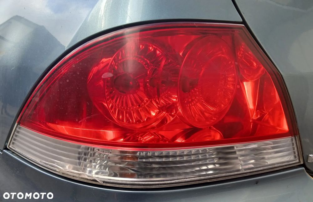 Mitsubishi Lancer VII  lampa tył tylna prawa lewa sedan - 2