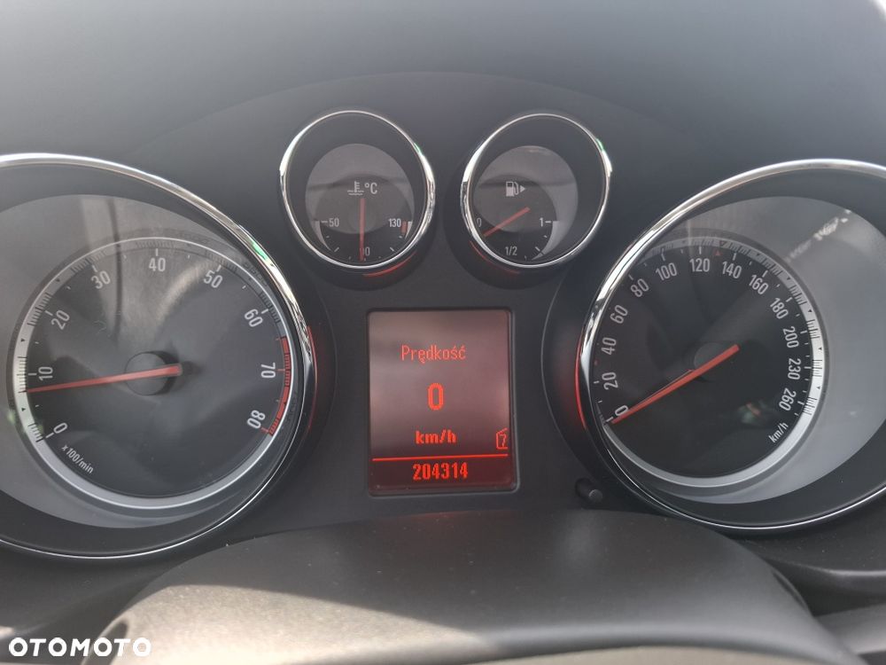 Opel Insignia - 4