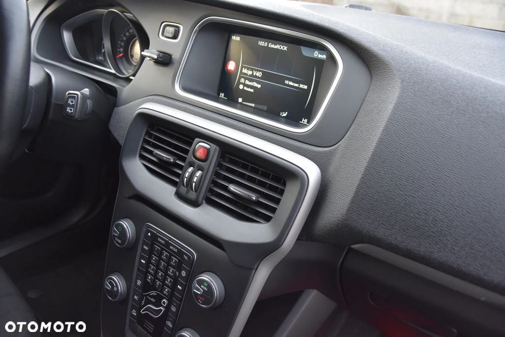 Volvo V40 - 13