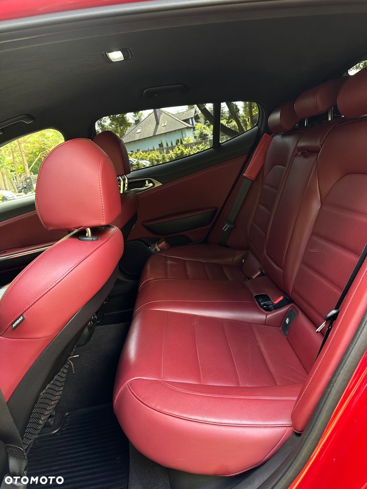 Kia Stinger 3.3 T-GDI V6 GT Prestige Line AWD - 12