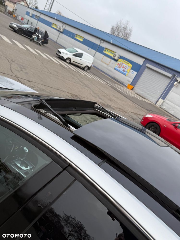 Renault Latitude 2.0 dCi Initiale - 12
