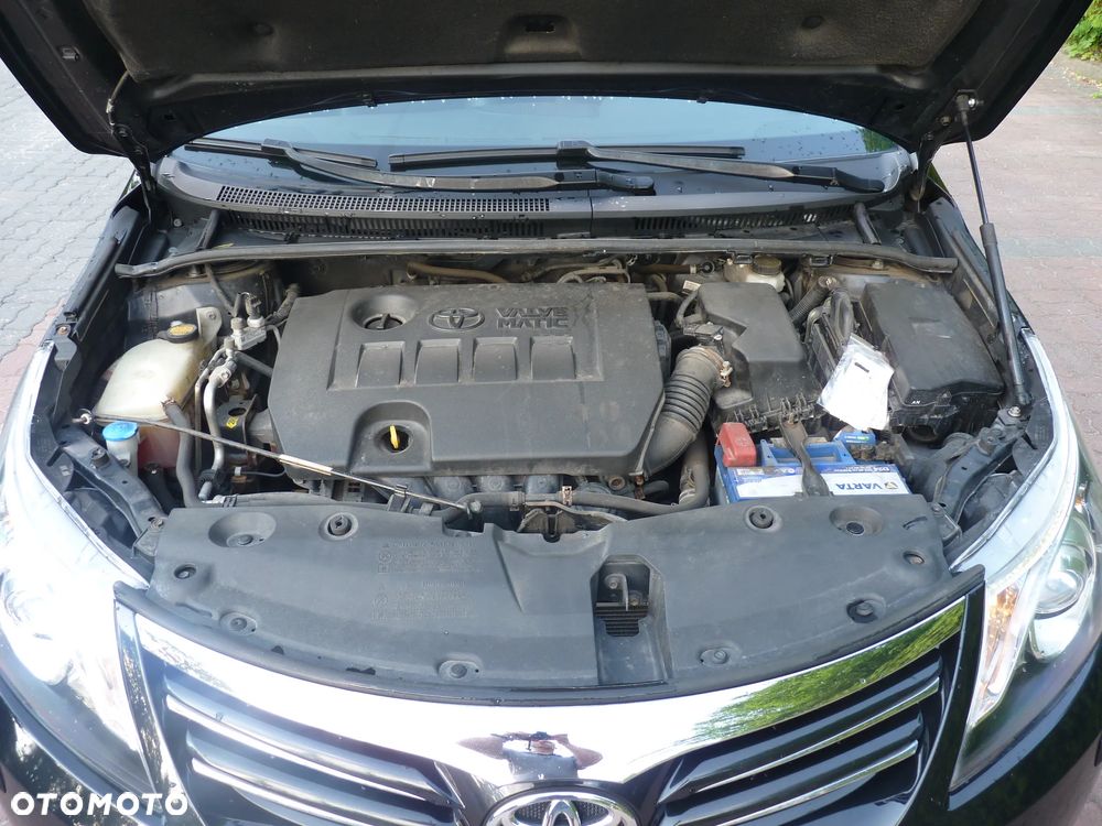 Toyota Avensis 1.8 Executive - 28