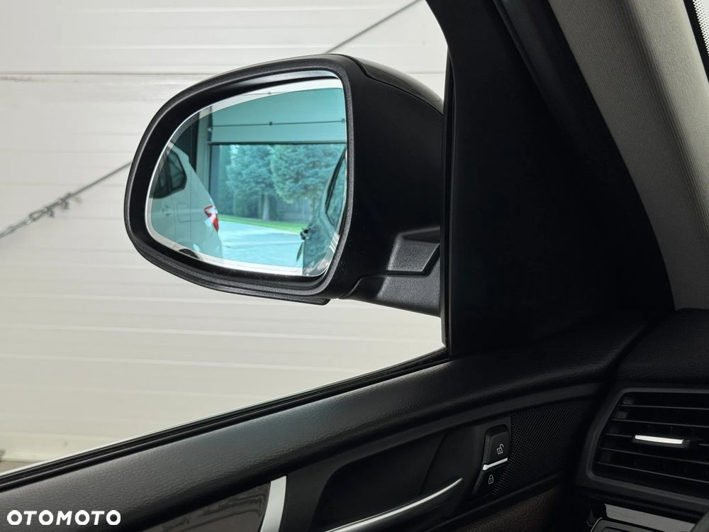 BMW X3 xDrive20d xLine - 27