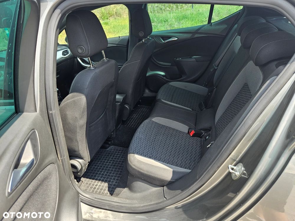 Opel Astra - 9
