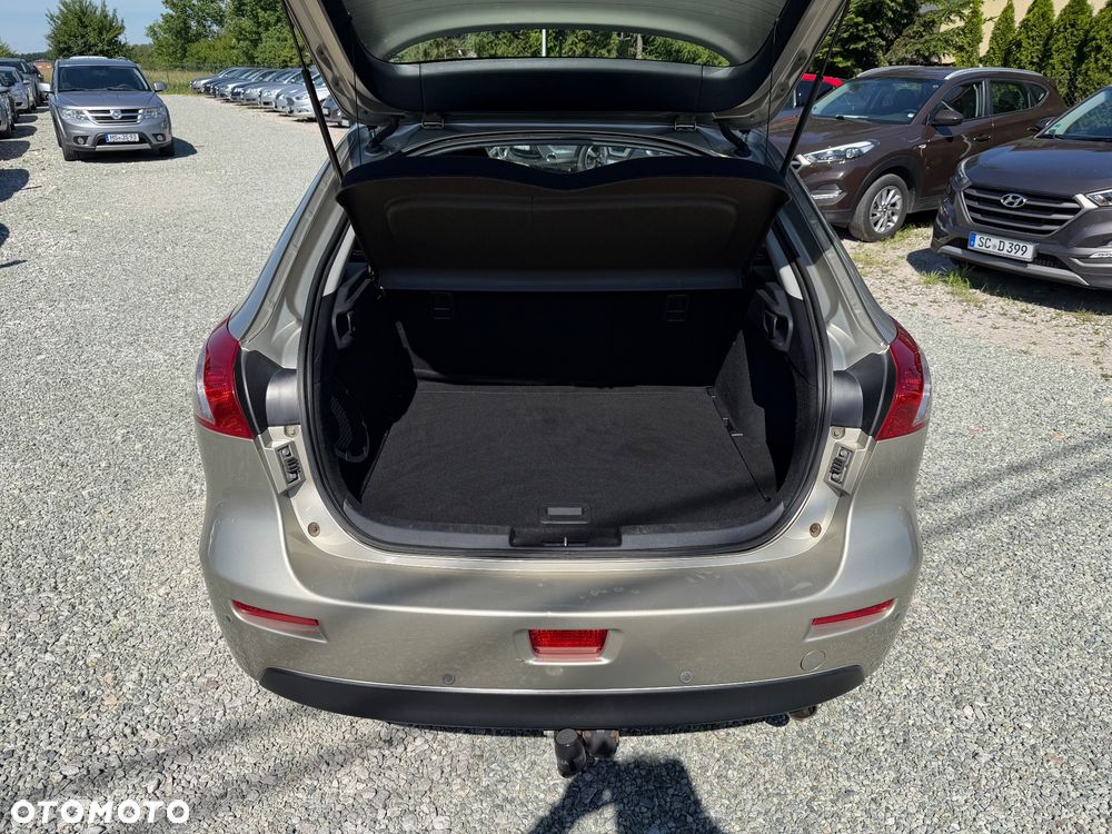 Mitsubishi Lancer 1.8 CVT Instyle - 36