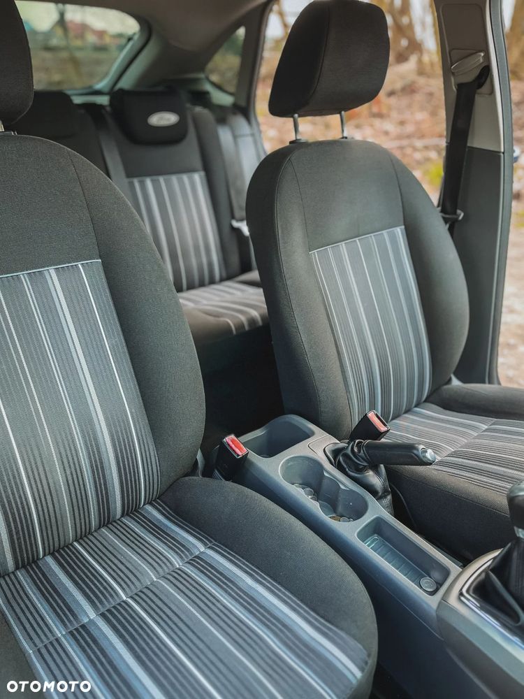 Ford Focus 1.6 Trend - 11