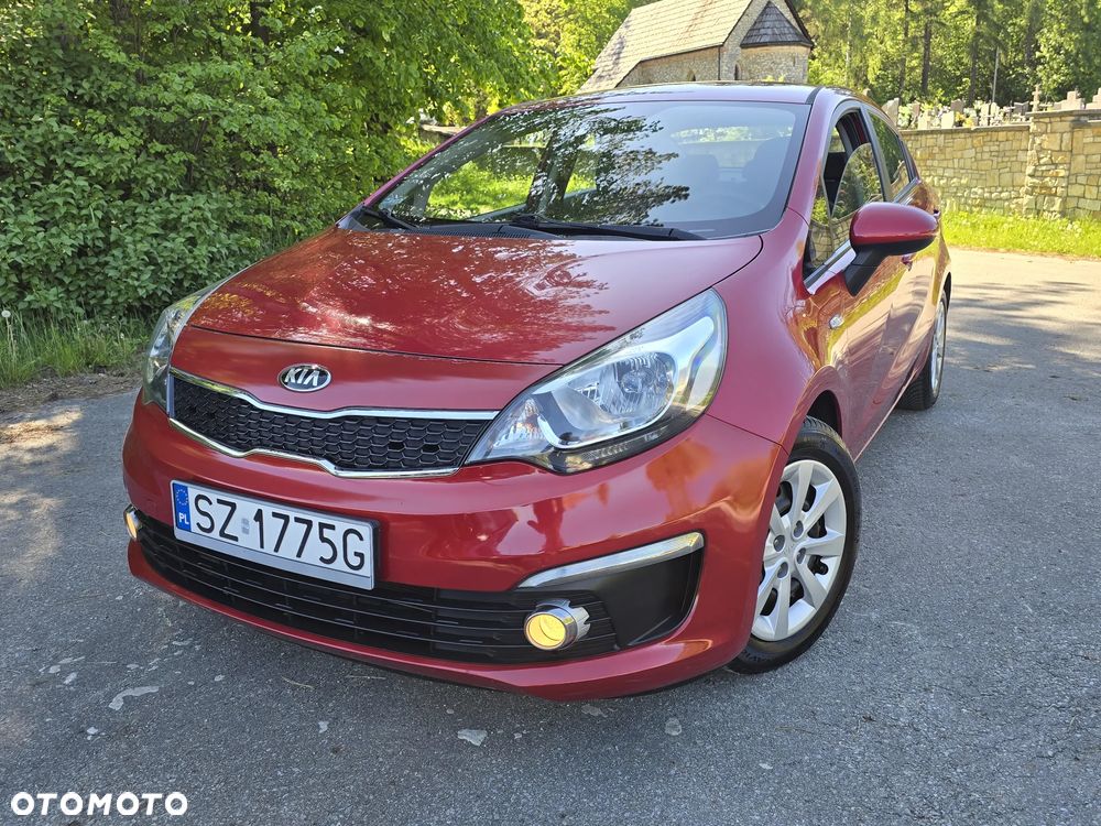 Kia Rio 1.2 L - 2