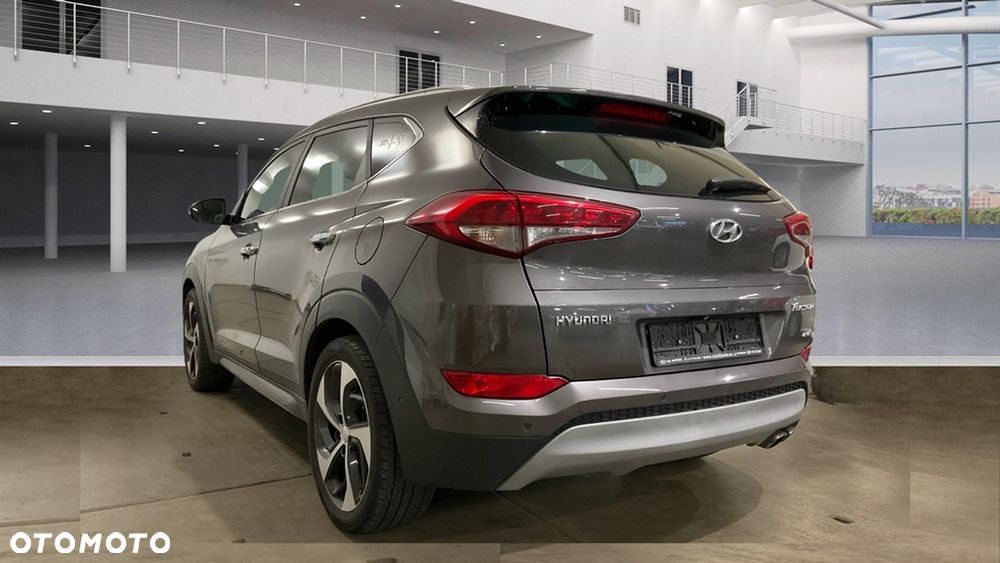 Hyundai Tucson 2.0 CRDI 4WD Automatik Premium - 2