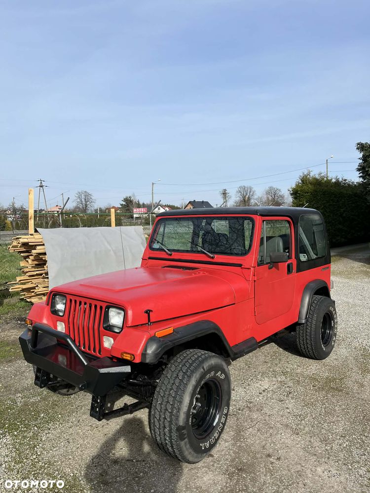 Jeep Wrangler - 4