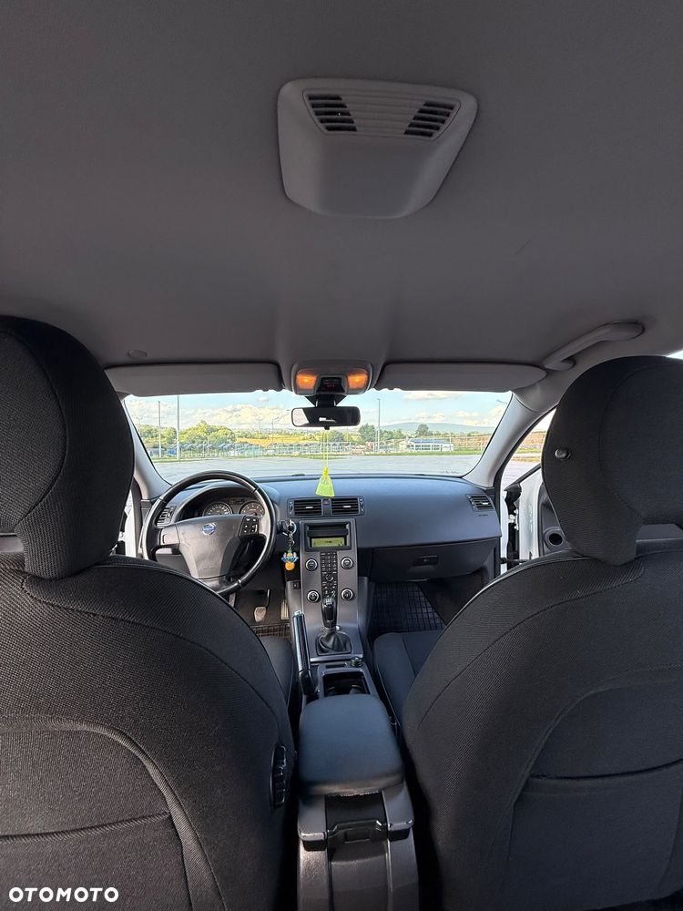 Volvo S40 2.0 - 7