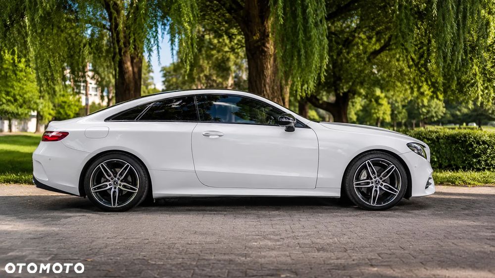 Mercedes-Benz Klasa E 220 d 9G-TRONIC - 5