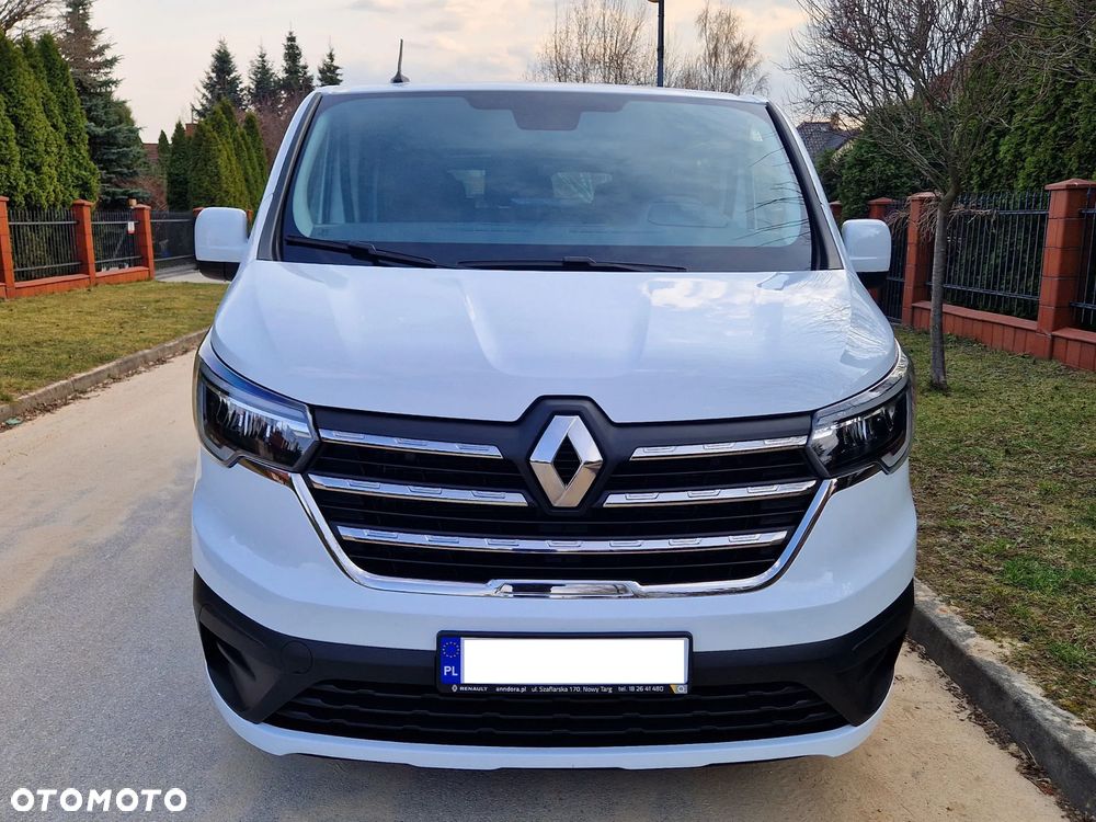 Renault Trafic 2.0 dCi - 17