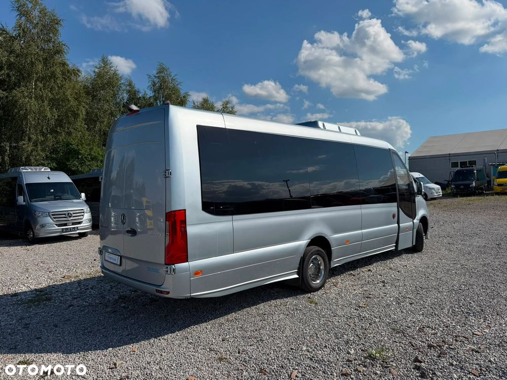 Mercedes-Benz Sprinter 519 - 5