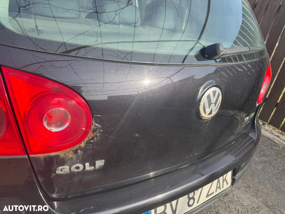 Volkswagen Golf 1.6 FSI Comfortline - 13