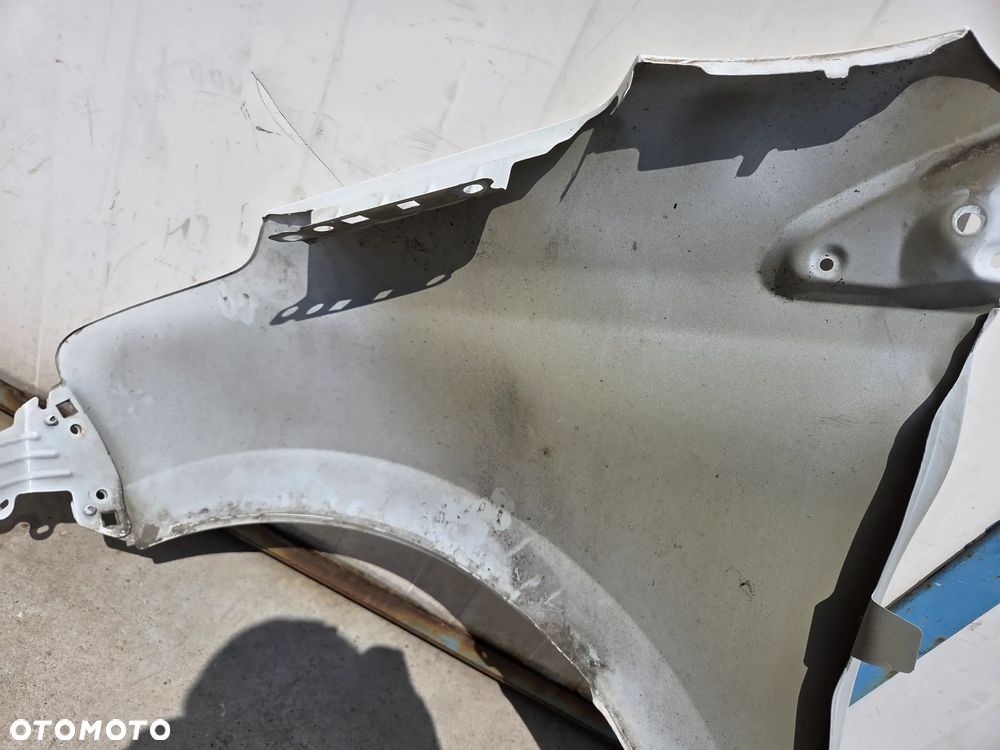 Błotnik przedni prawy Peugeot 208 EWPB - 17