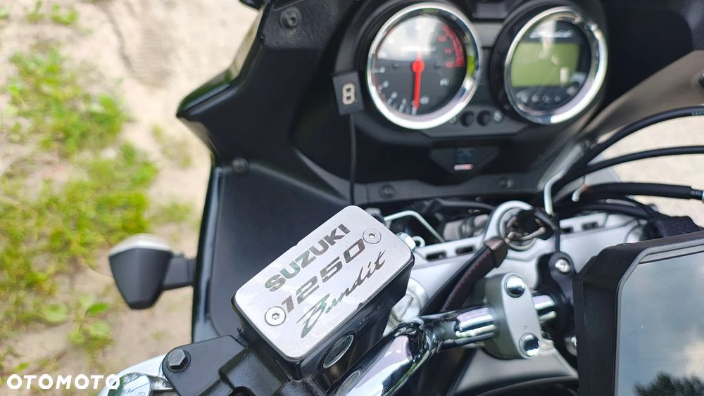 Suzuki Bandit - 9