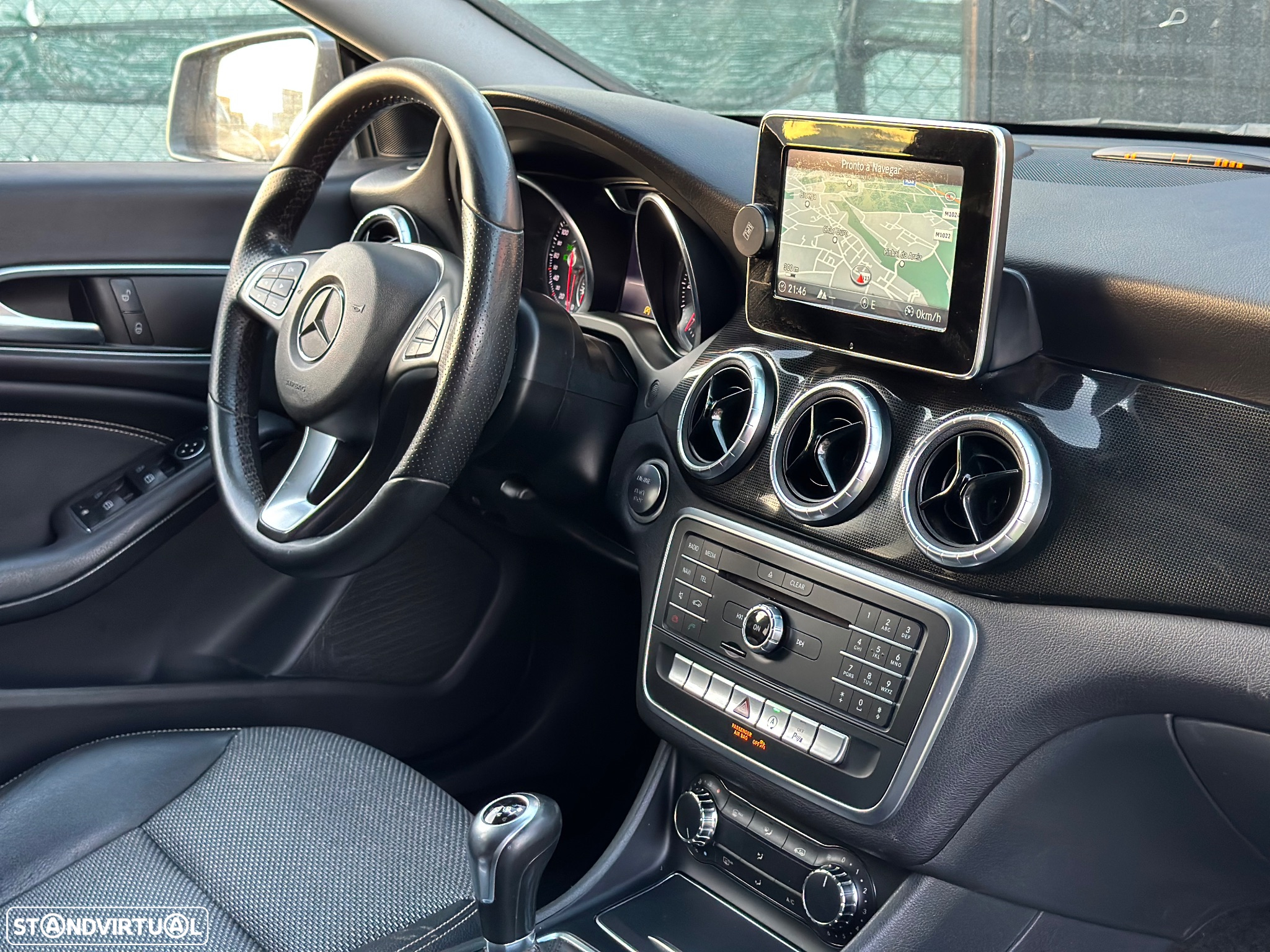 Mercedes-Benz CLA 180 d Shooting Brake - 10
