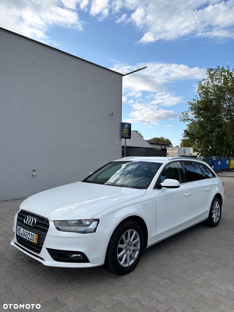 Audi A4 Avant 2.0 TDI DPF Attraction - 1