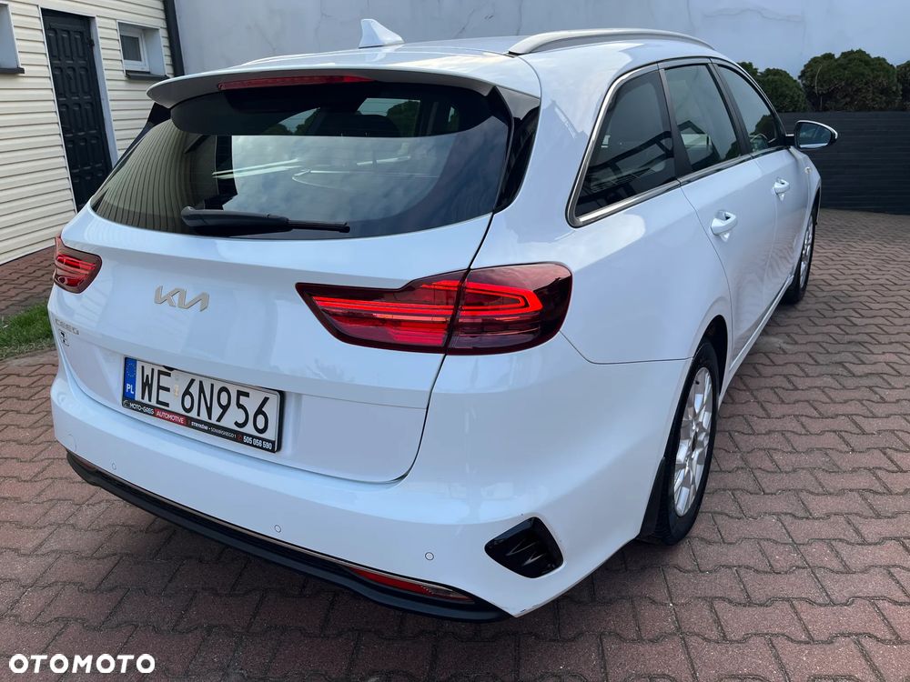 Kia Ceed 1.5 T-GDI M - 8