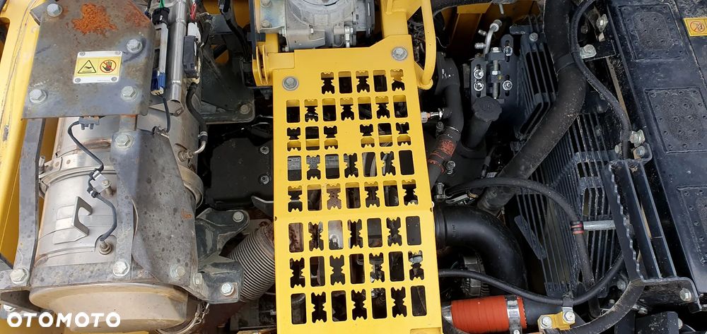 Komatsu PC240 NLC-10 - 15