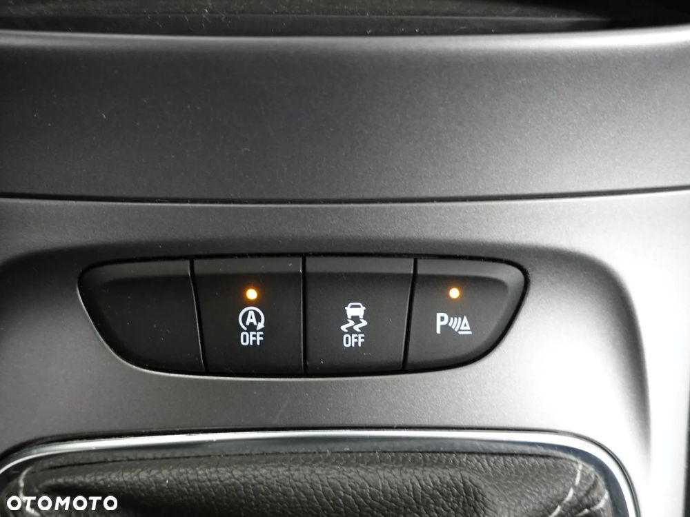 Opel Astra 1.2 Turbo Edition - 35