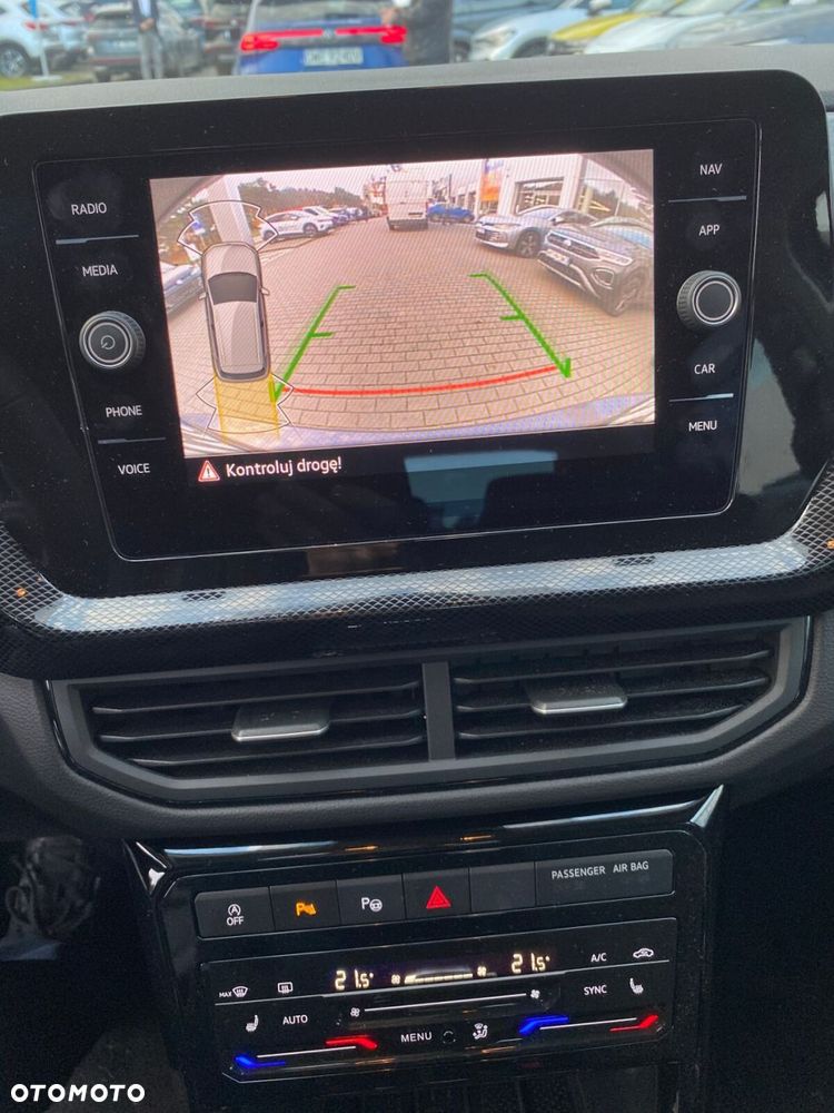 Volkswagen T-Cross - 11