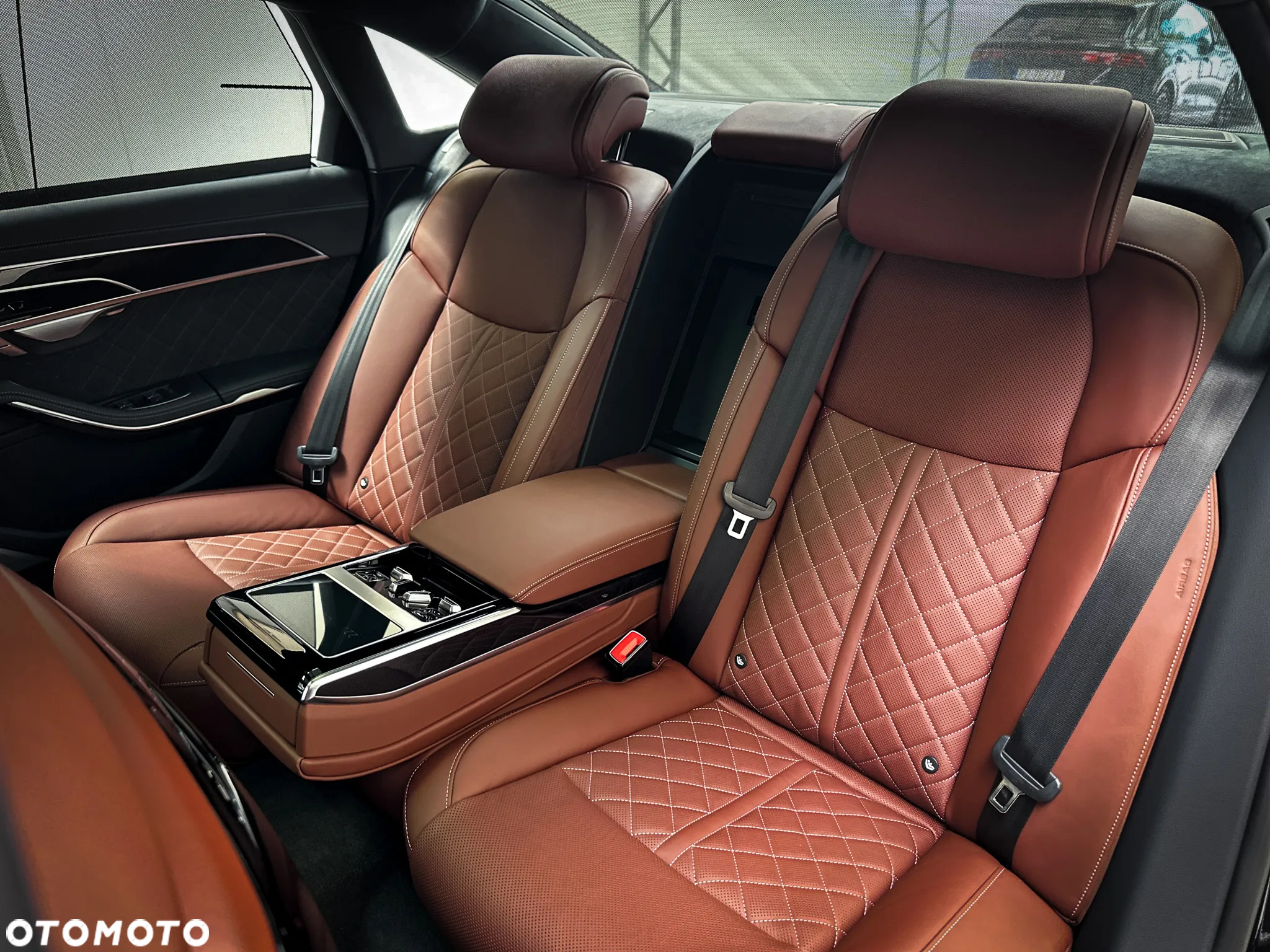 Audi S8 TFSI quattro tiptronic - 28