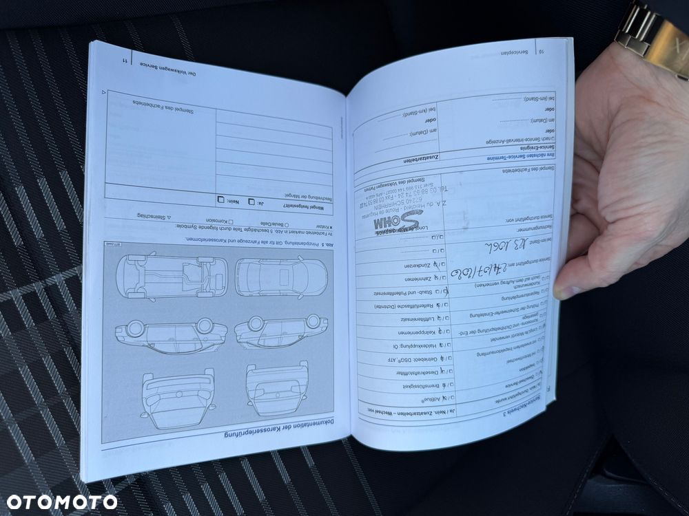 Volkswagen Golf 1.6 TDI BlueMotion Technology Lounge - 23