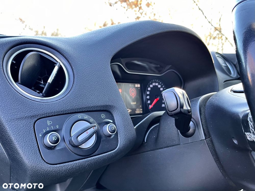 Ford Mondeo 2.0 TDCi Titanium - 13