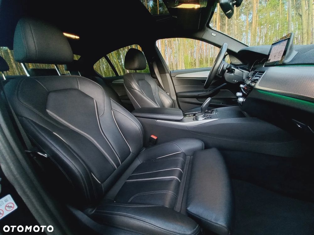 BMW Seria 5 520d M Sport Edition - 26