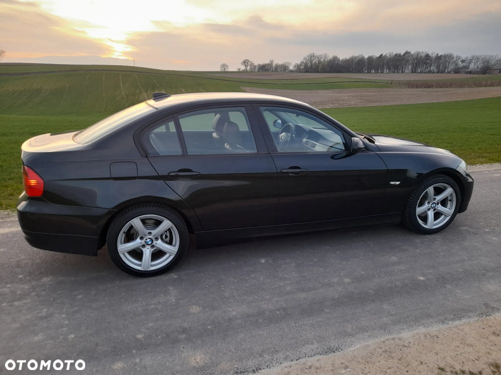 BMW Seria 3 - 10