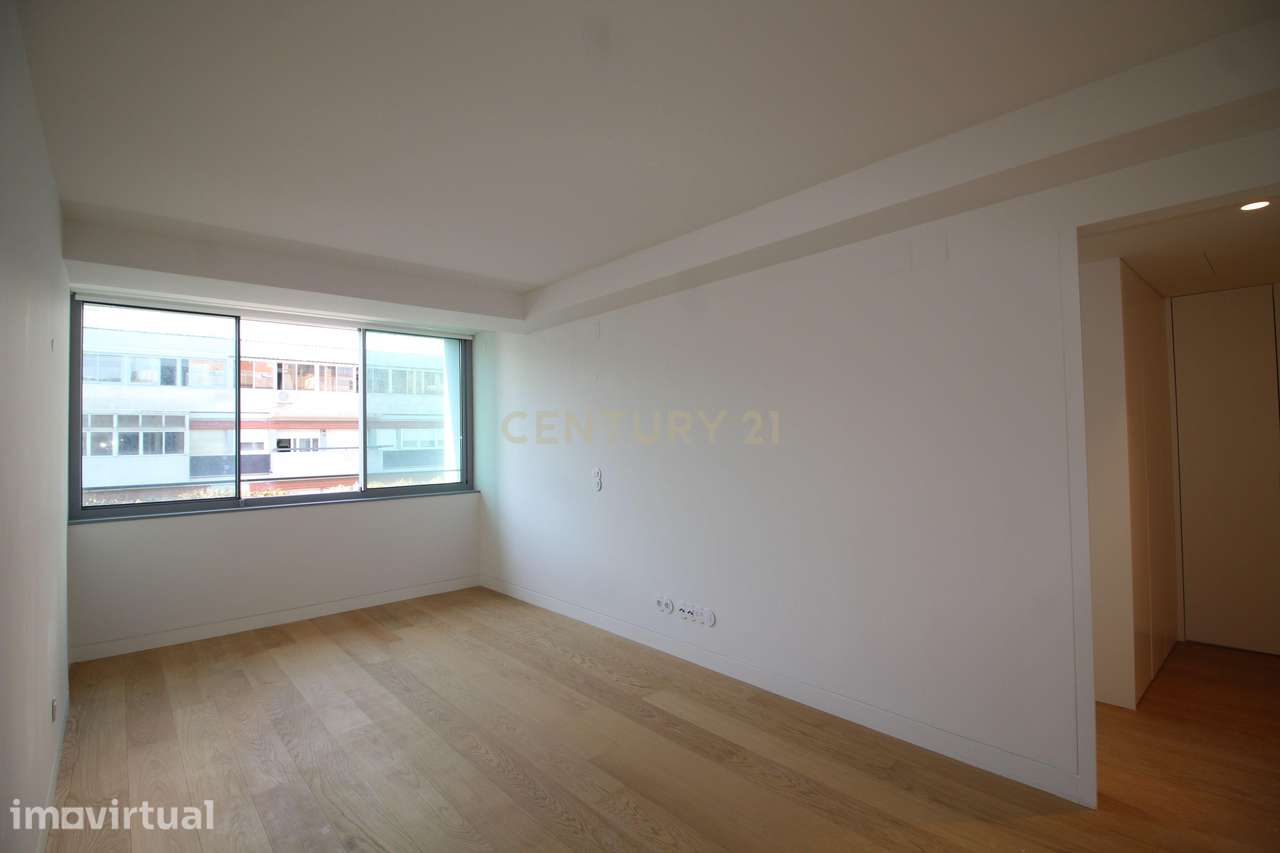 T1 no Infante Residences com estacionamento - Grande imagem: 2/22