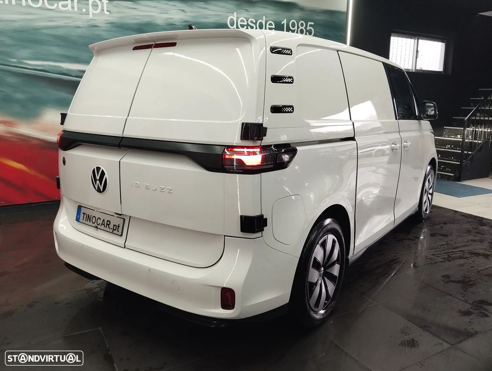 VW ID.Buzz 82 kWh Pro | LED | CÂMARA - 5