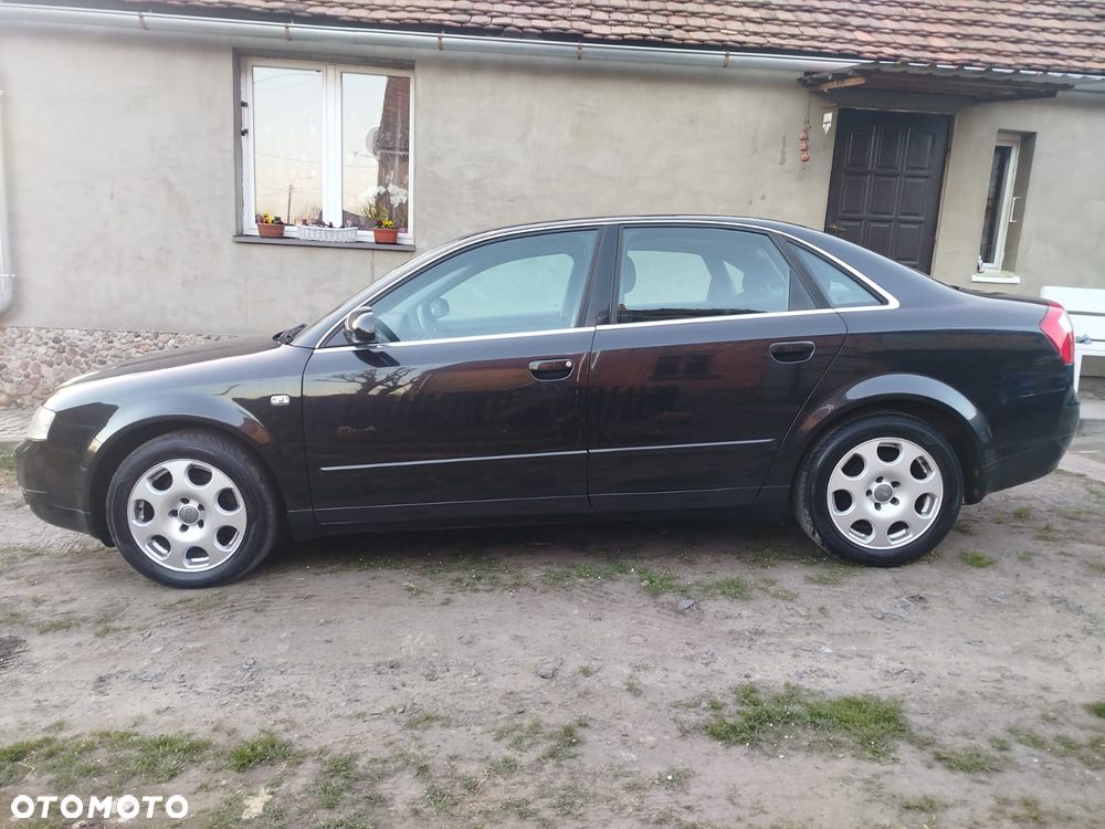 Audi A4 Limousine 1.8 T - 11