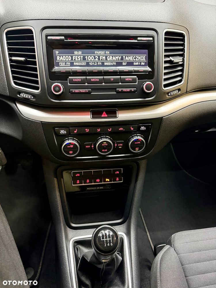 Volkswagen Sharan 1.4 TSI BlueMotion Technology Cup - 13