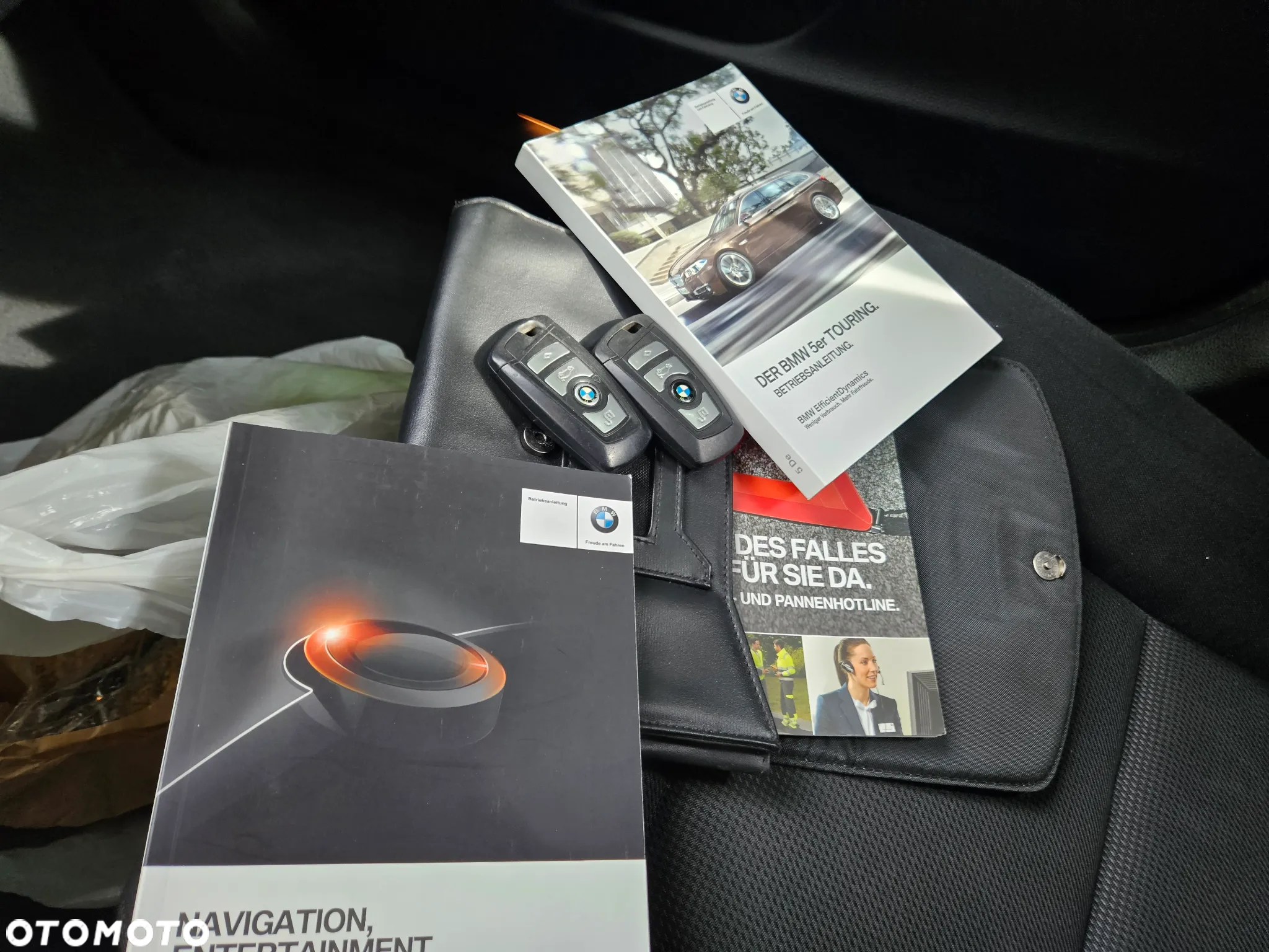 BMW Seria 5 528i Touring Luxury Line - 30