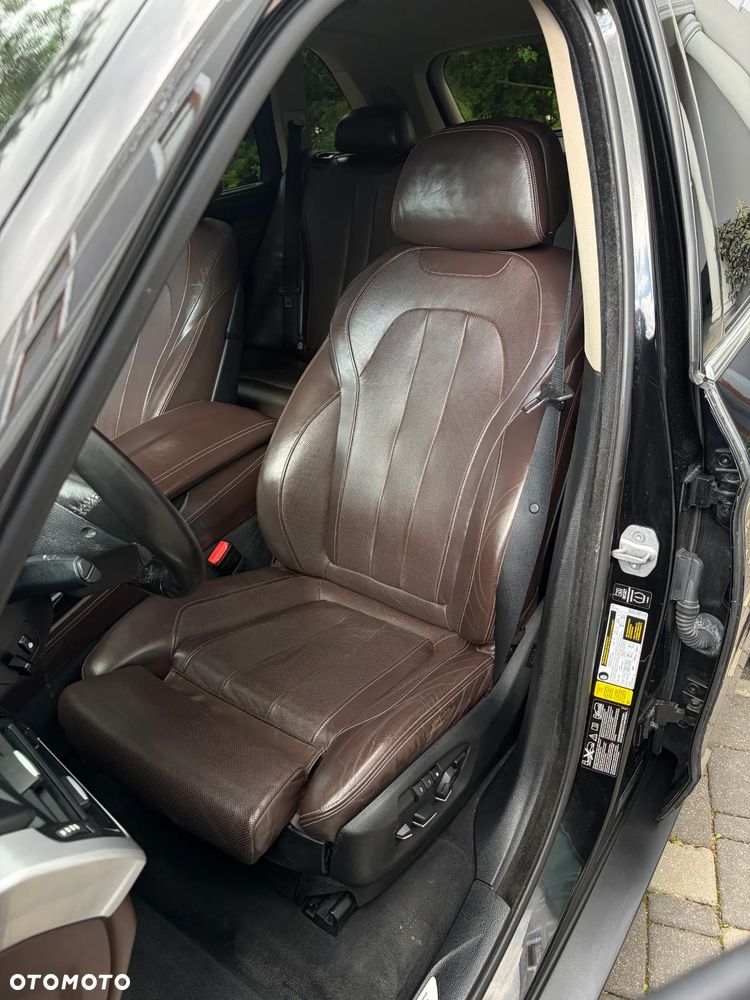 BMW X5 xDrive50i Sport-Aut - 13