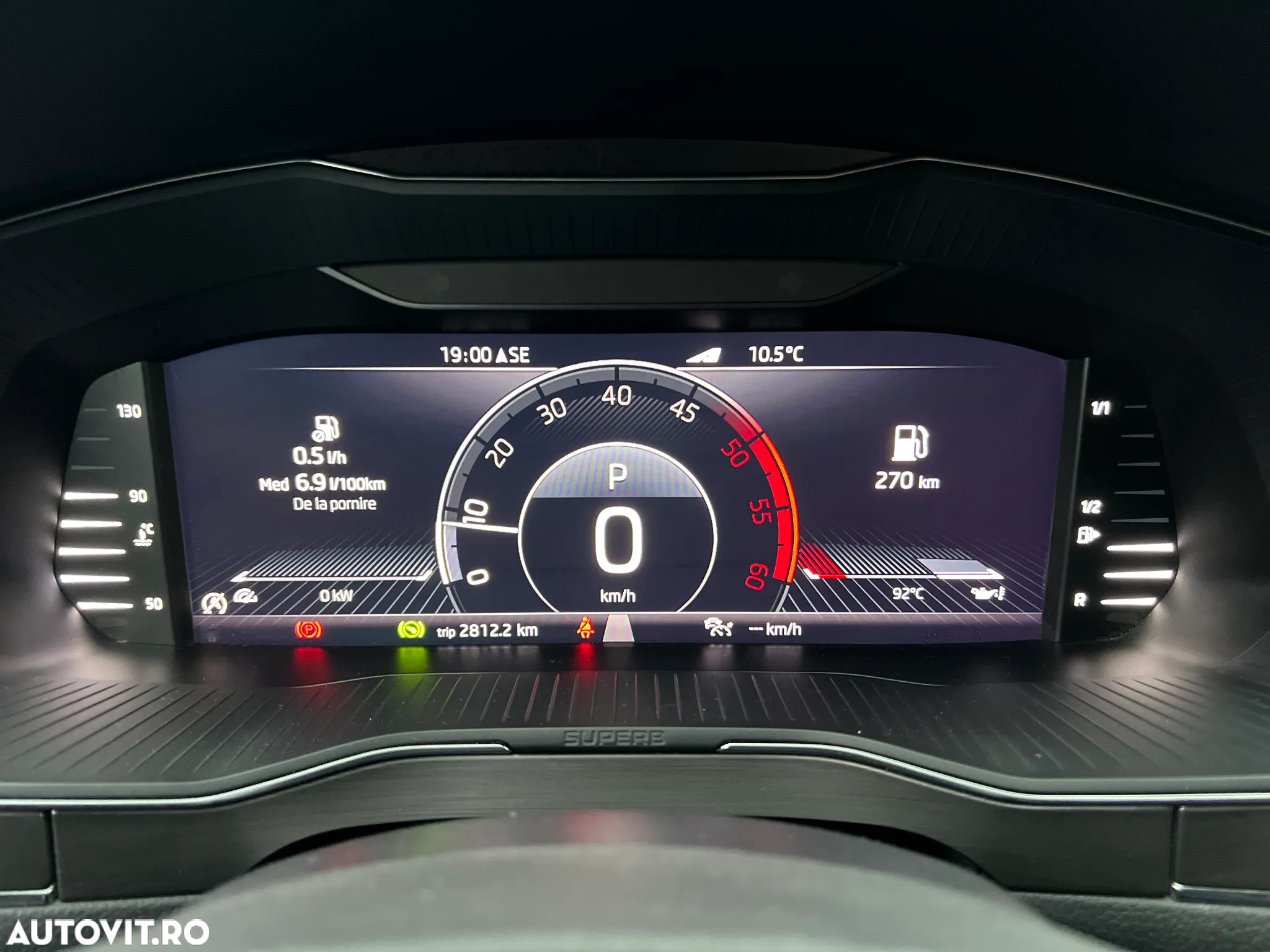 Skoda Superb Combi 2.0 TDI 4x4 DSG Scout Final Edition - 21