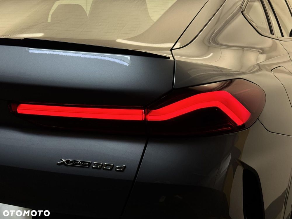 BMW X6 xDrive30d mHEV - 11