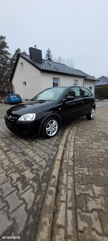 Opel Corsa 1.2 16V - 1