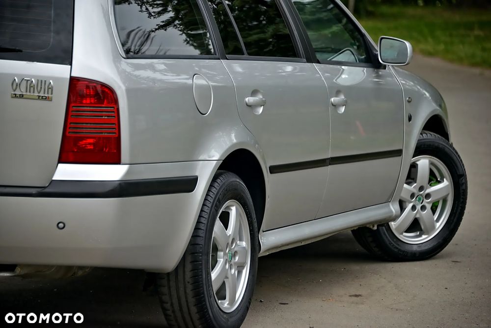 Skoda Octavia 1.9 TDI Combi Ambiente - 20