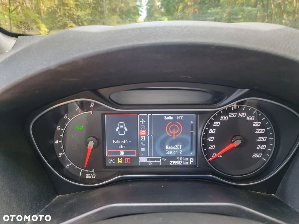 Ford Mondeo - 23