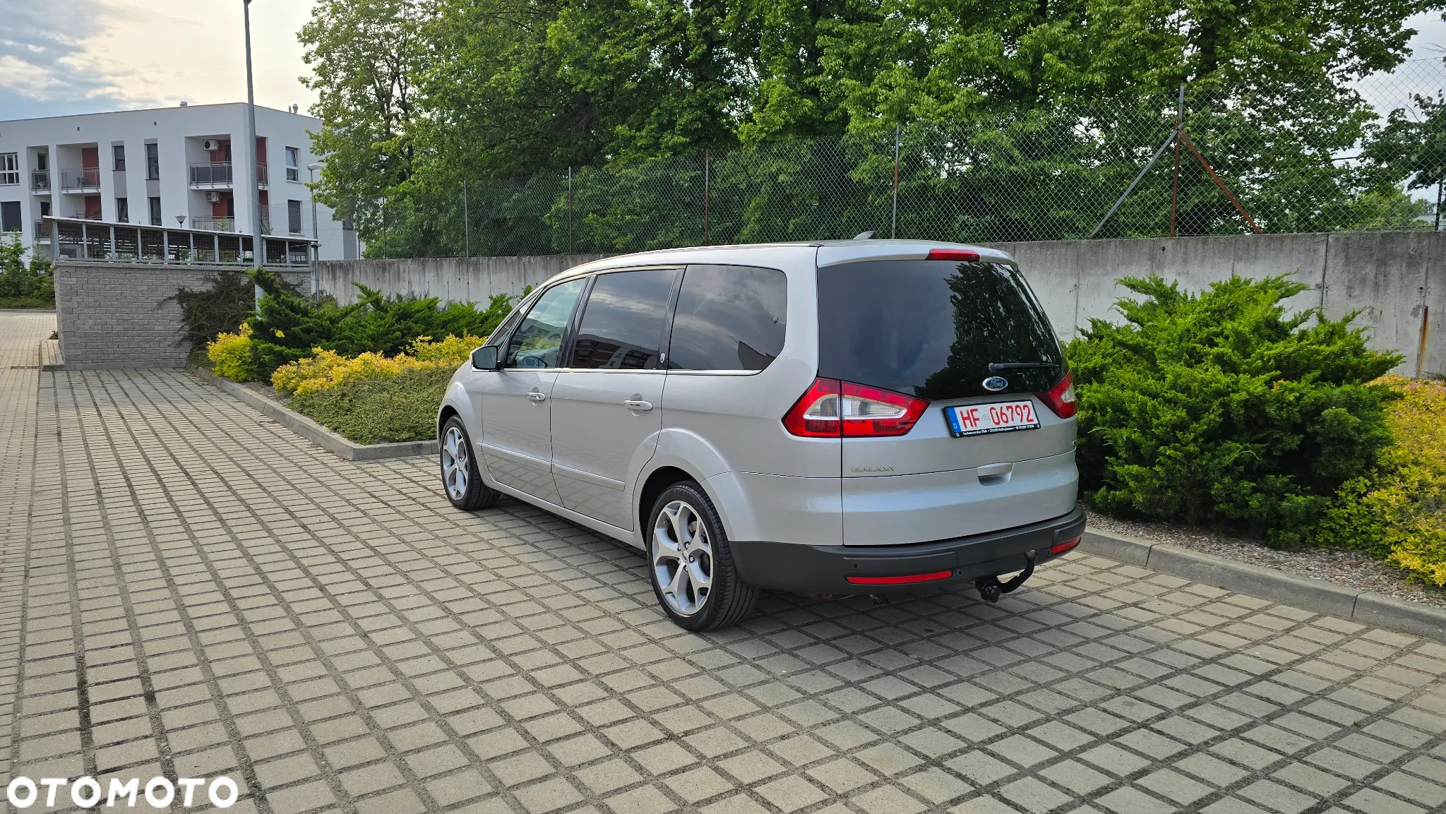 Ford Galaxy 2.0 TDCi Ghia - 38