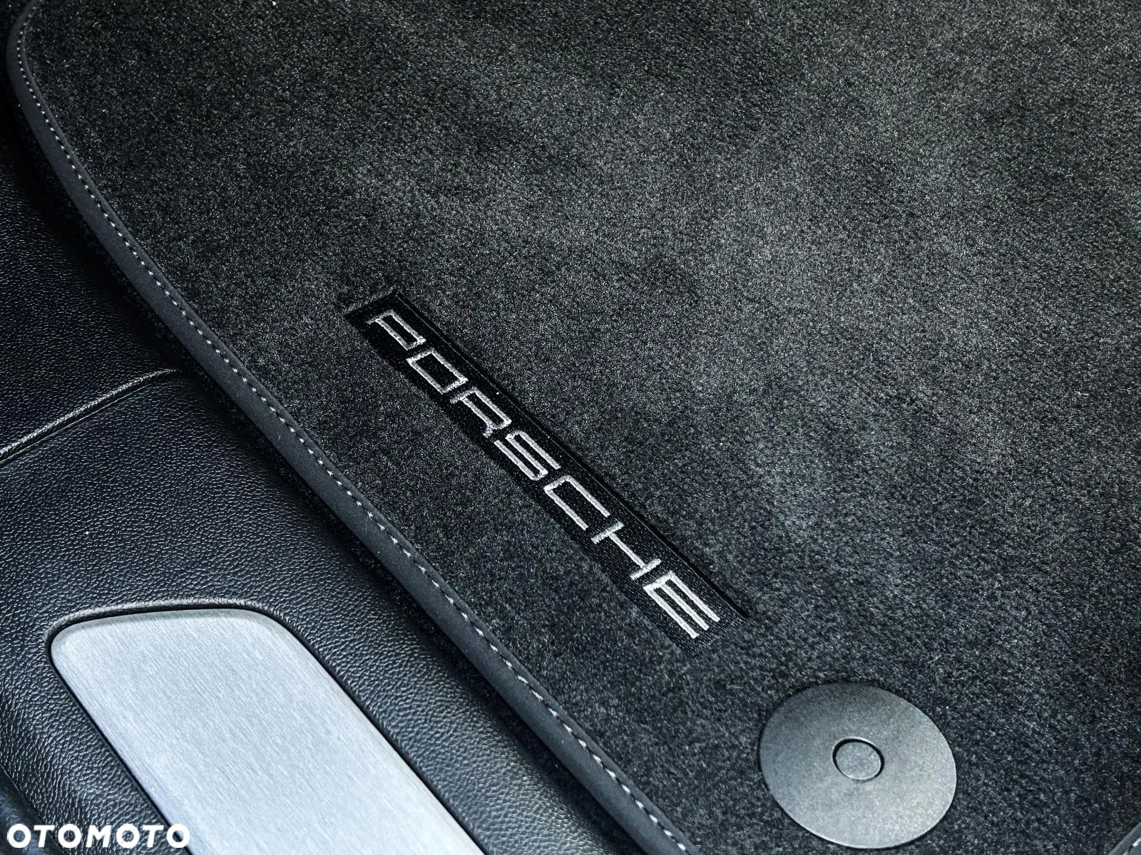 Porsche Cayenne - 13