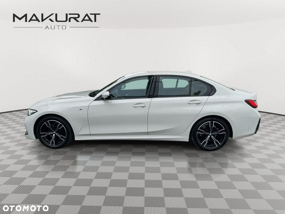 BMW Seria 3 318i M Sport - 10