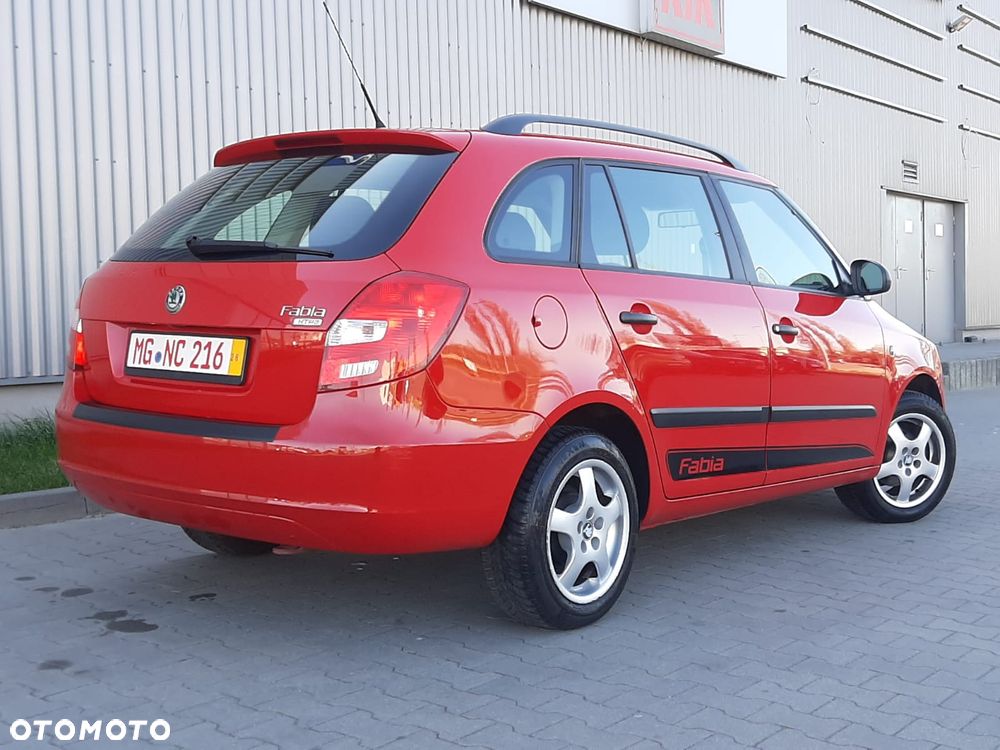 Skoda Fabia - 4