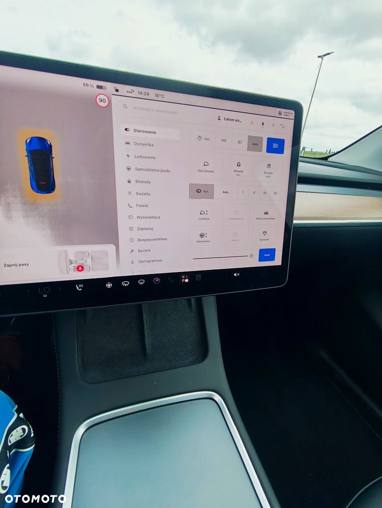 Tesla Model Y Standard - 30